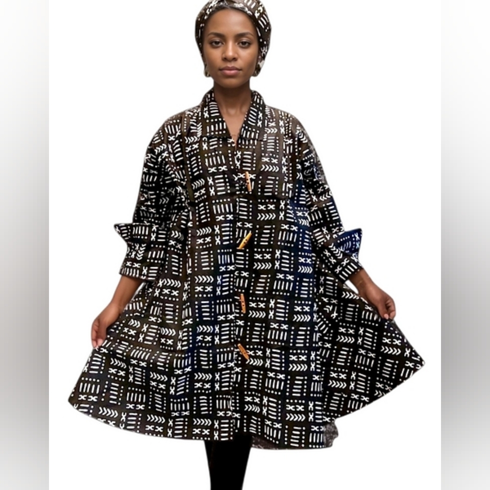 Black and White Patterned Swing Dress